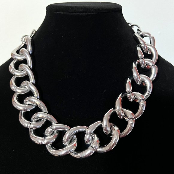 CHICO'S Silvertone Chain Matinee Necklace 19.5 in ext. 3.5 in - Picture 6 of 11